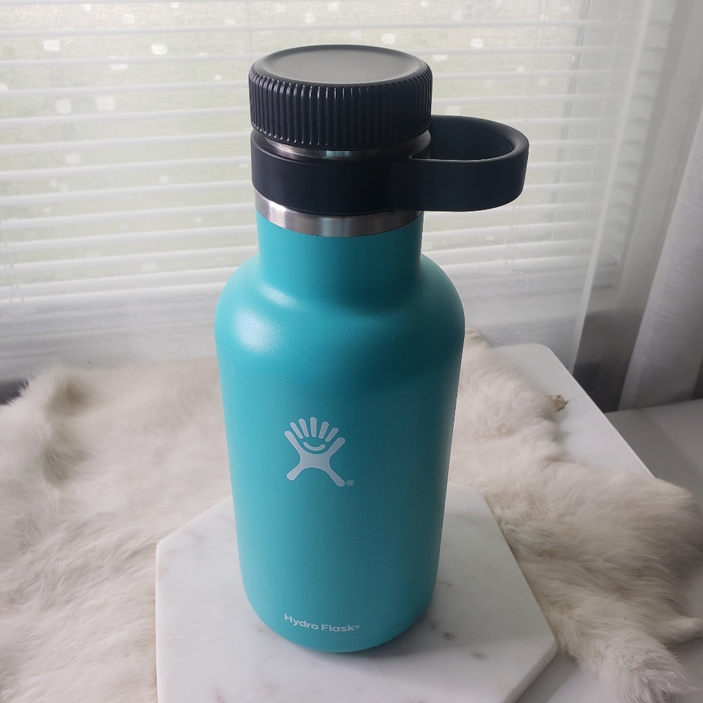 ✨Hydroflask Growler✨